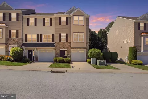2450 Schultz Way, York, PA 17402