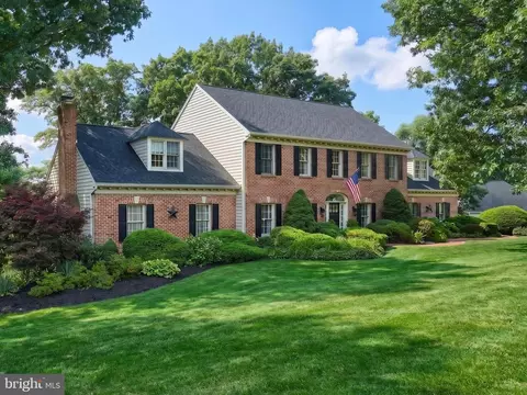 2247 Spangler Cir, York, PA 17406