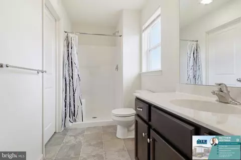 Entry Way - 3535 Winter Dr, Dover, PA 17315 photo 3 of 7