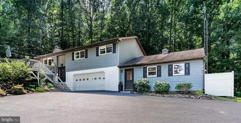 769 Glen Arden Dr, Lewisberry, PA 17339