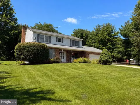 16724 Dolf Rd, Stewartstown, PA 17363