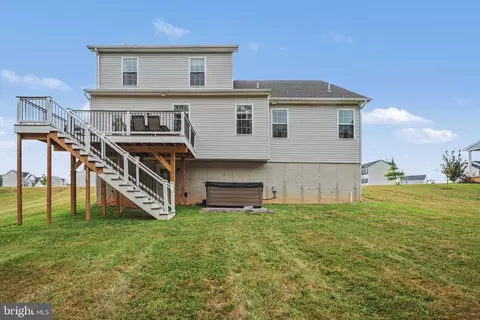 Exterior - 15 Cantera Way, Hanover, PA 17331 photo 9 of 13
