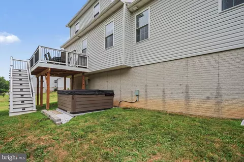 Exterior - 15 Cantera Way, Hanover, PA 17331 photo 11 of 13