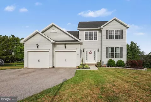 Exterior - 15 Cantera Way, Hanover, PA 17331 photo 3 of 13