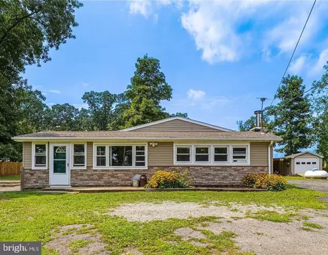 93 Meadow Trl, Delta, PA 17314