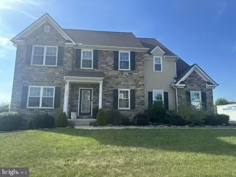 1215 Aylesbury Ln, York, PA 17404