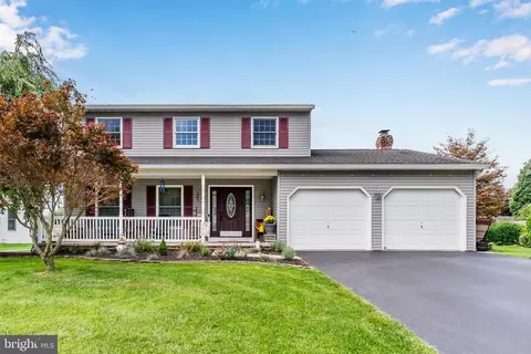 116 Greenbriar Ln, Dillsburg, PA 17019
