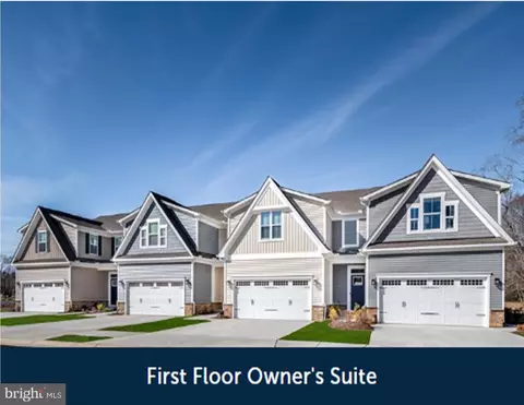 323 Pisa Ct, New Cumberland, PA 17070