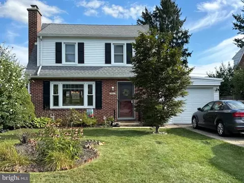 1952 Bannister St, York, PA 17404