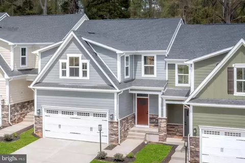 688 Jack Nicklaus Cir, York, PA 17403