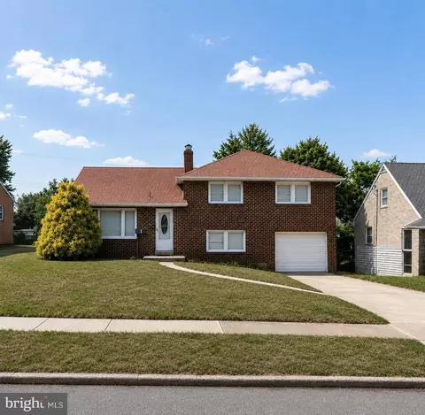 1259 W College Ave, York, PA 17404