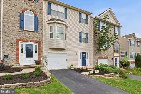 16853 Roosevelt Ln, Shrewsbury, PA 17361