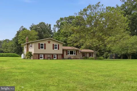 119 Raubenstine Rd, Hanover, PA 17331