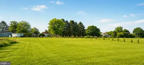 3186 Lewisberry Rd, York, PA 17404