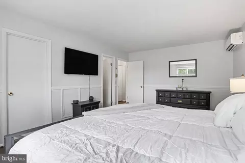 Bedroom - 310 Rita Rd, York, PA 17402 photo 1 of 6