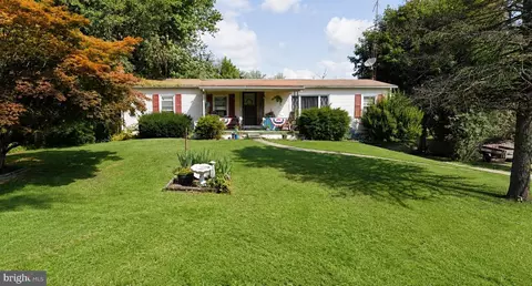 4040 Brownton Rd, Felton, PA 17322
