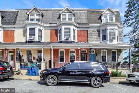 1283 W Poplar St, York, PA 17404