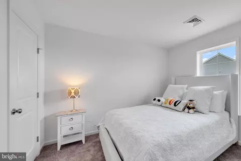 Bedroom - 7459 Saint Patrick Ct, Abbottstown, PA 17301 photo 4 of 5