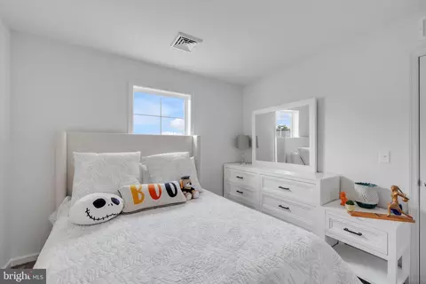 Bedroom - 7459 Saint Patrick Ct, Abbottstown, PA 17301 photo 5 of 5