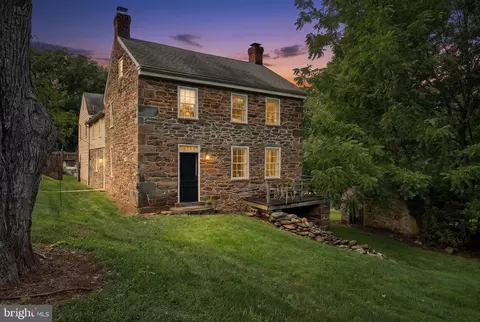 14678 Taylor Hill Rd, Glen Rock, PA 17327