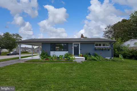 66 Mayfield St, Dover, PA 17315