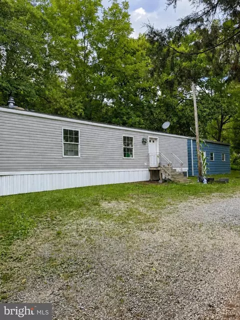 6556 Kreidler Rd, York, PA 17403