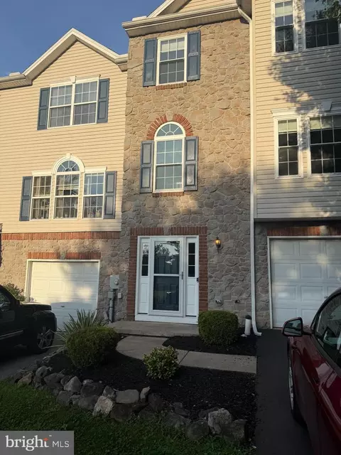16887 Roosevelt Ln, Shrewsbury, PA 17361