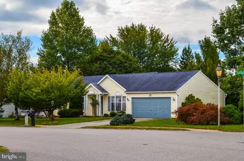 16 Hoffheins Dr, New Freedom, PA 17349