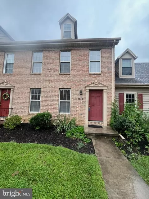 1113 Skyview Dr, York, PA 17406