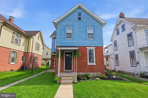 403 Walnut St, Wrightsville, PA 17368