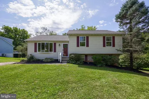 3 Gatewood Dr, Shrewsbury, PA 17361