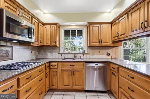 Kitchen - 200 S 8th St, Mount Wolf, PA 17347 photo 2 of 6