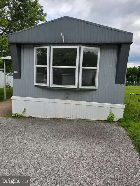 238 Waldorf Dr, York, PA 17404