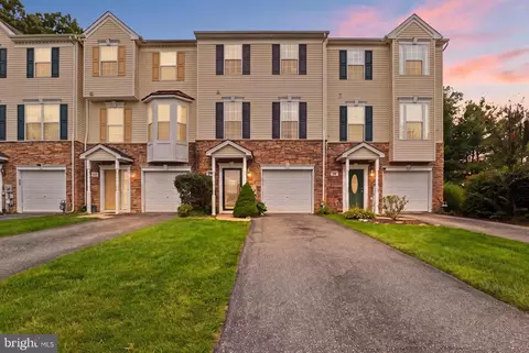 394 Bruaw Dr, York, PA 17406