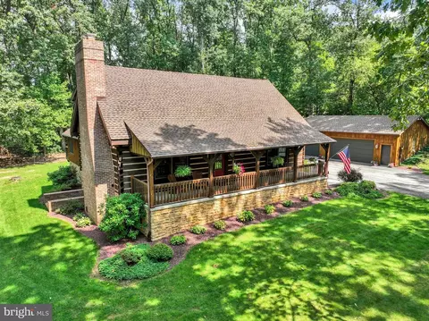 329 Chestnut Hill Rd, York, PA 17402