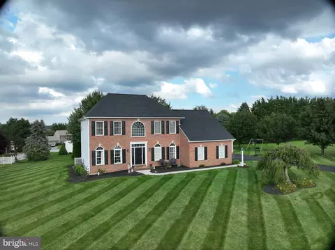 30 Berkshire Dr, Shrewsbury, PA 17361