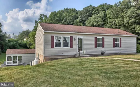 314 Nebinger, Lewisberry, PA 17339