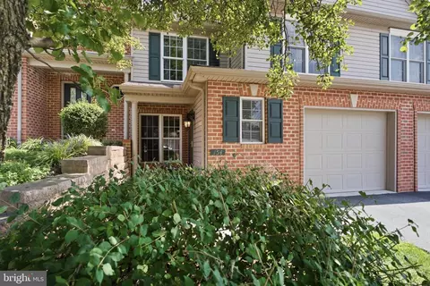 154 Red Haven Rd, New Cumberland, PA 17070