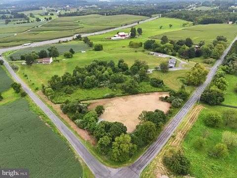 640 Capitol Hill Rd, Dillsburg, PA 17019