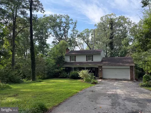 6267 E Hill Top Dr E, Spring Grove, PA 17362