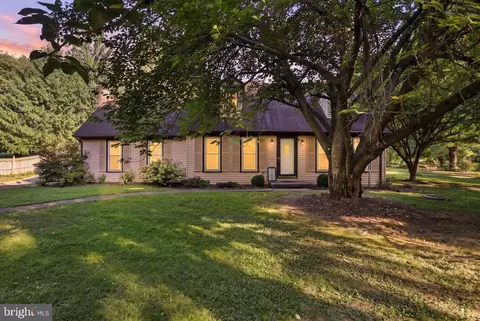 5066 Hillclimb Rd, Spring Grove, PA 17362