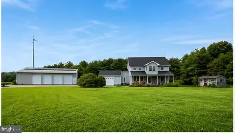 1568 Sweitzer Rd, New Freedom, PA 17349