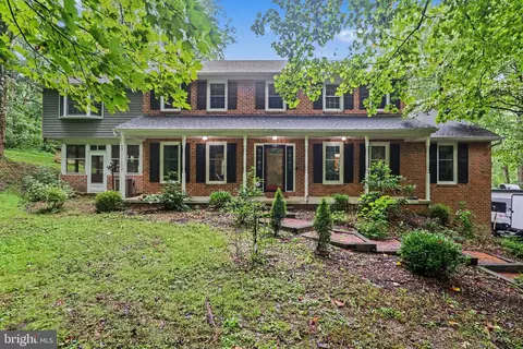 332 Laurel Dr, York, PA 17406