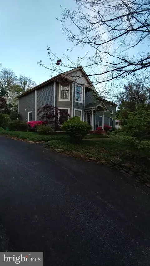 17517 Kurtz School Rd, Stewartstown, PA 17363