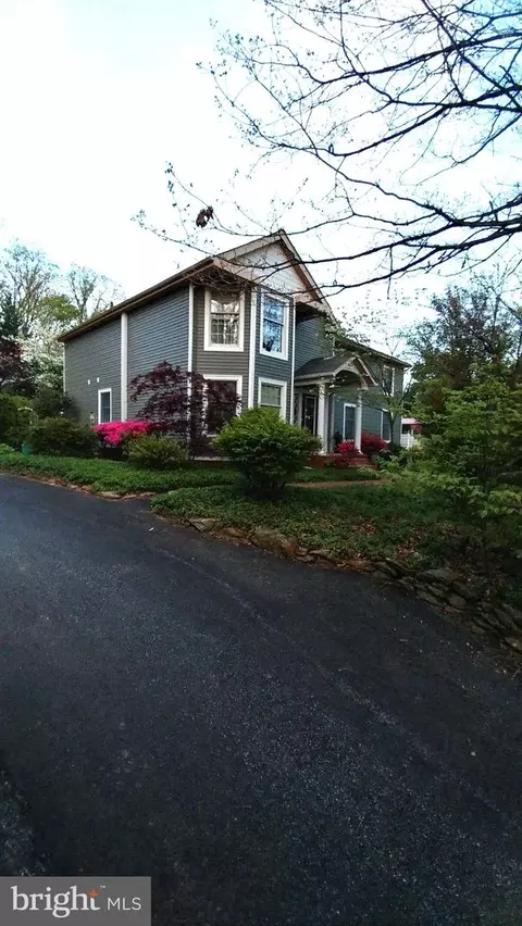17517 Kurtz School Rd, Stewartstown, PA 17363