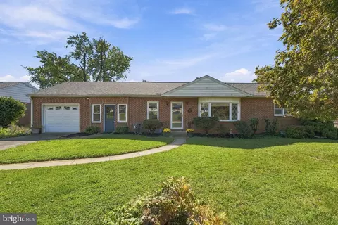 1664 Altland Ave, York, PA 17404