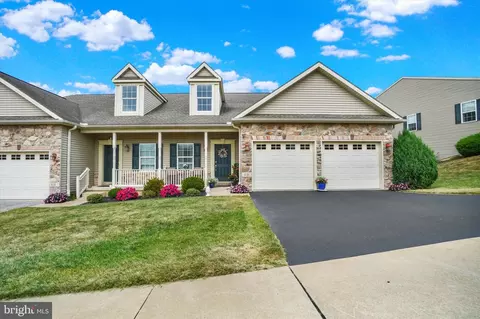 113 Shetland Dr, Red Lion, PA 17356