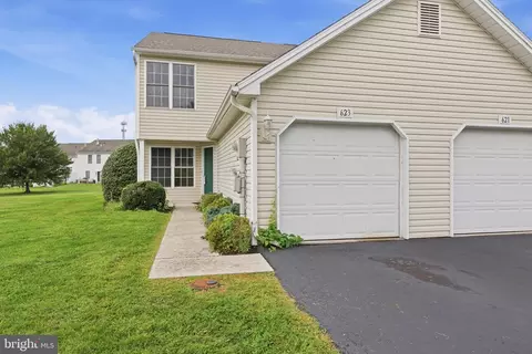 623 Canvasbach Dr, Etters, PA 17319