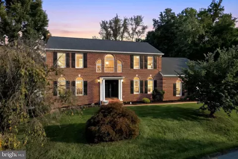 24 Mccurley Dr, New Freedom, PA 17349