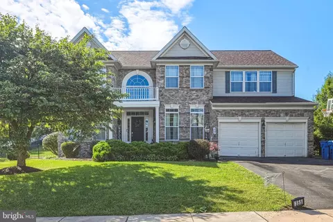 355 Greenfield St, Manchester, PA 17345